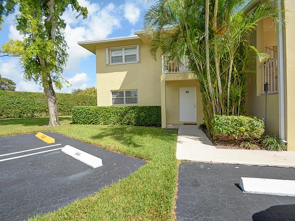 3rd image of 2300 Del Aire Blvd APT 101
