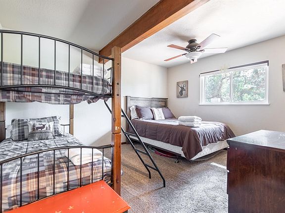 2nd image of 20230 Pine Mountain Dr