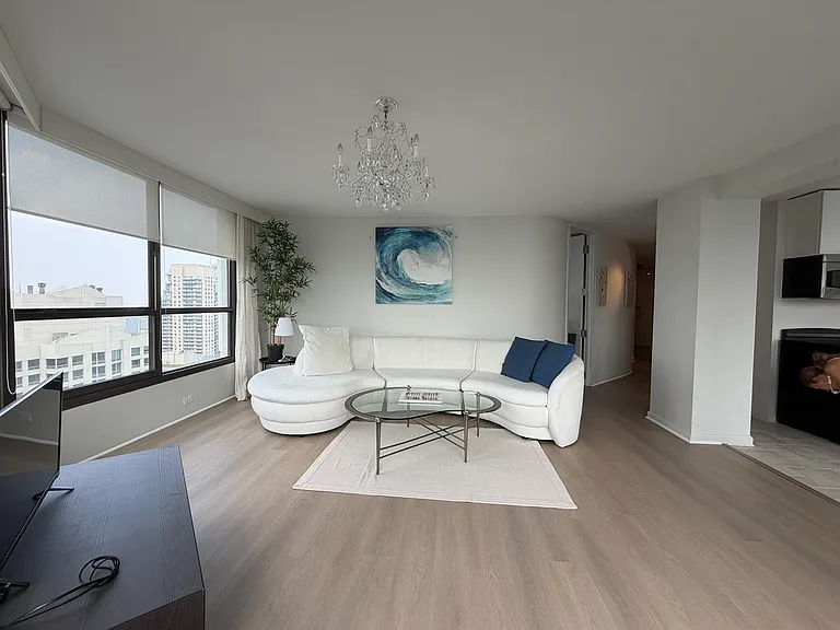 405 N Wabash Ave #4704 — Photo 1