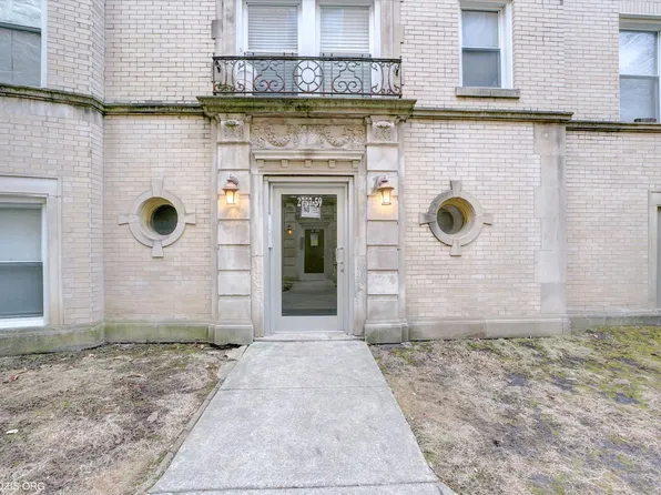 2759 W Arthur Ave APT 3, Chicago, IL 60645