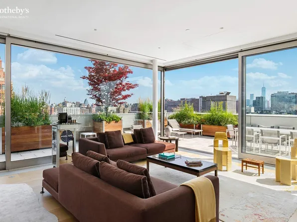 515 West 23rd Street image 2 of 26