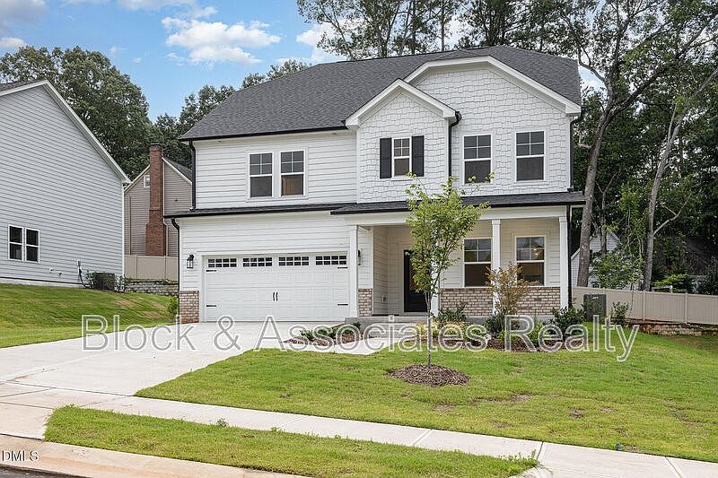 1st image of 153 Hickory Grove Dr