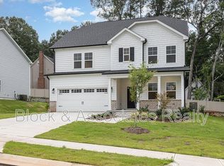 153 Hickory Grove Dr, Sanford, NC 27330