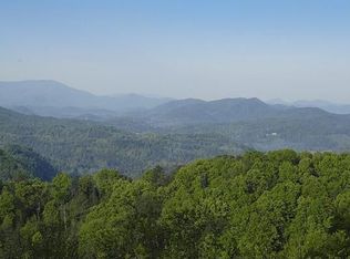 2185 Rainbow Way, Cosby, TN 37722