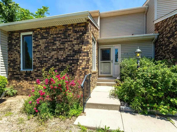 3538 56th Street Pl #1, Moline, IL 61265