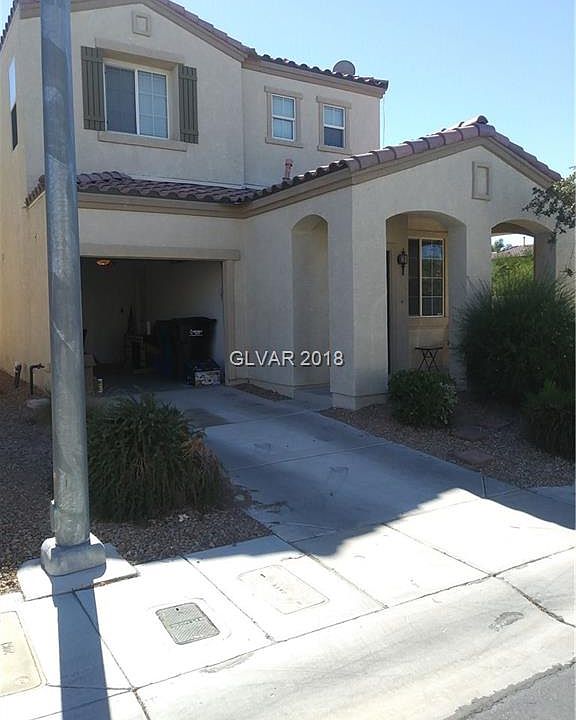 1st image of 1215 Oak Village Ave