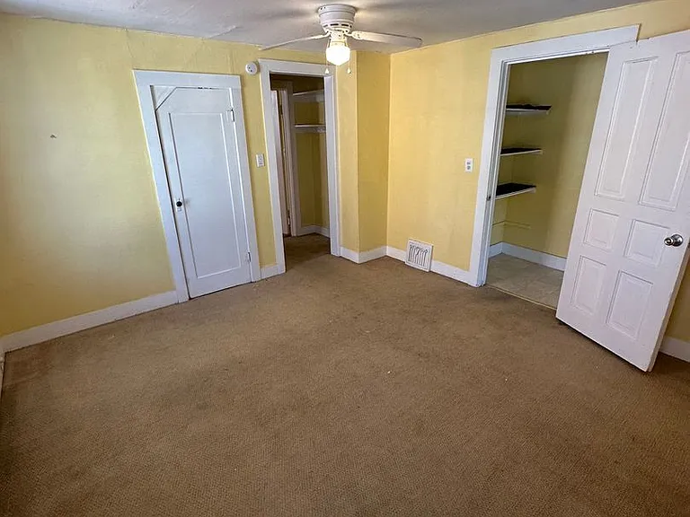 1207 W Washington St — Photo 108