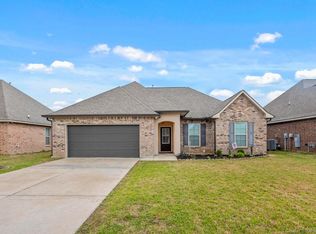 1946 Calvin Ct, Lake Charles, LA 70607