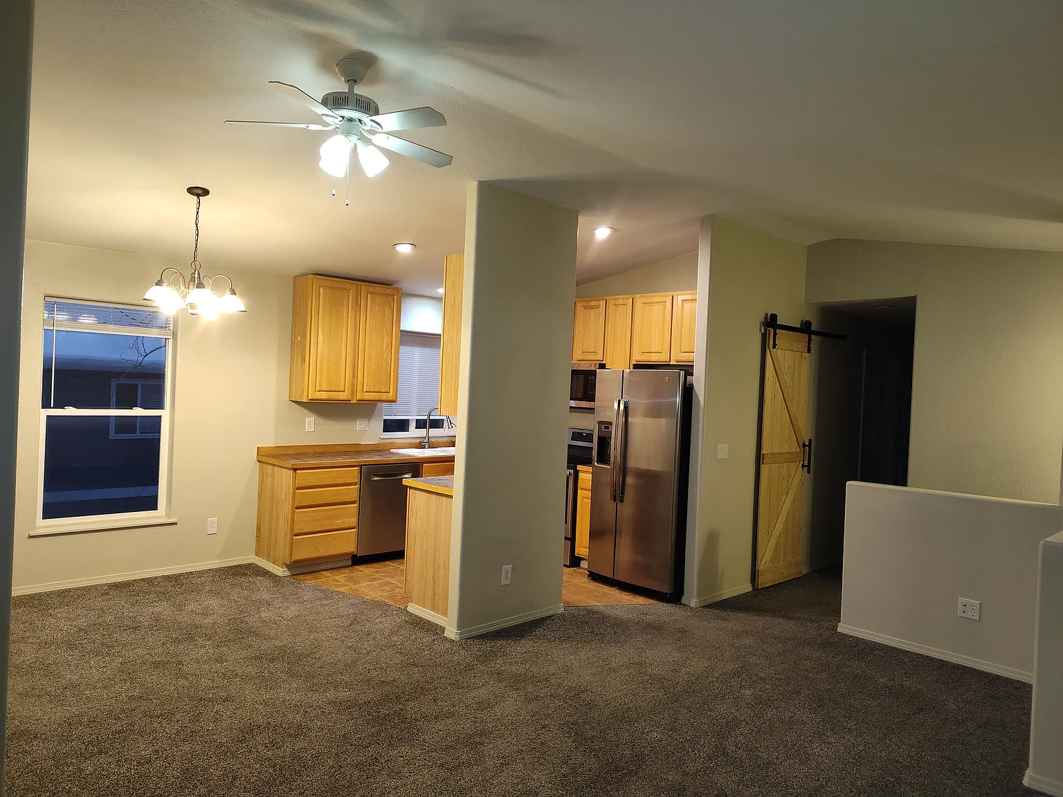 Costich Condo — Photo 3