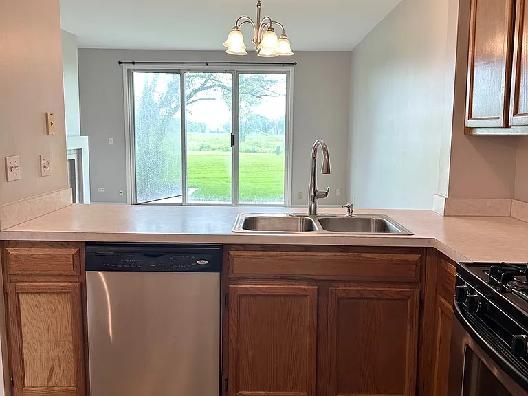 179 Polaris Dr — Photo 3