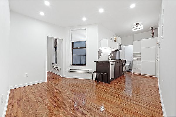 1st image of 199 Prince St APT 11