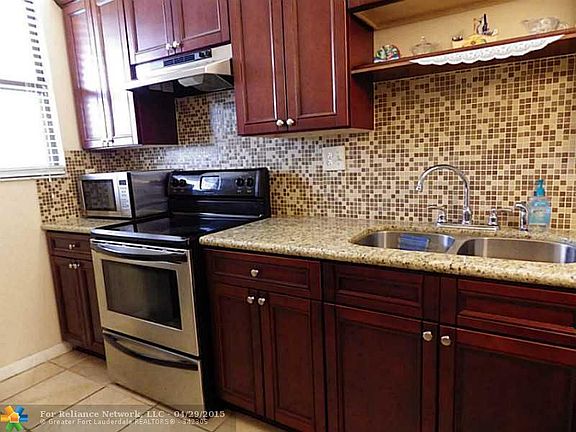 3rd image of 8437 Forest Hills Dr APT 307
