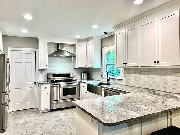 3rd image of 6840 Newhall Rd