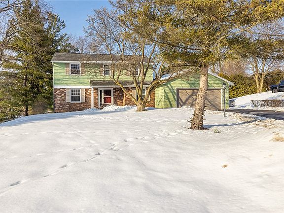 3rd image of 7 Old Post Rd