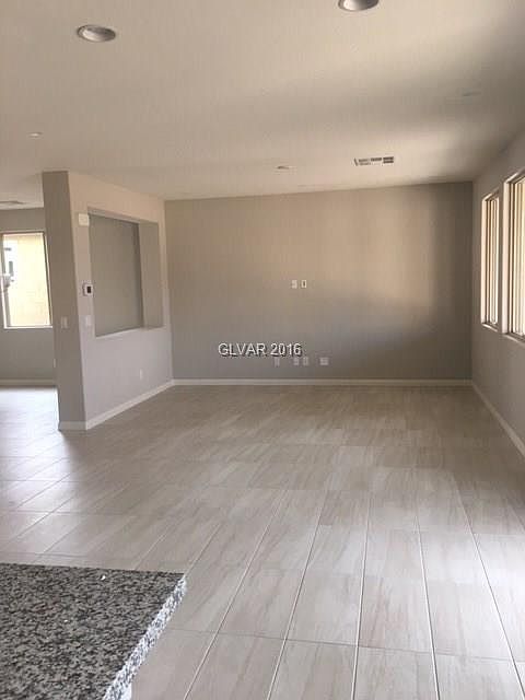 1st image of 176 E Neal Ave