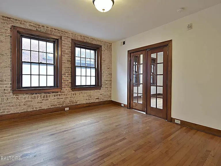 201 W 5th Ave #8 — Photo 9