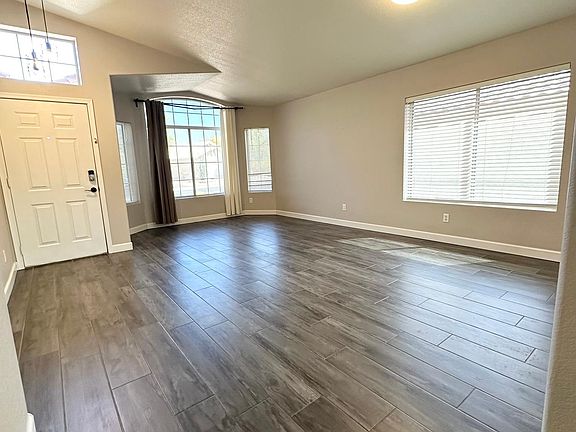 Front living room/entrance