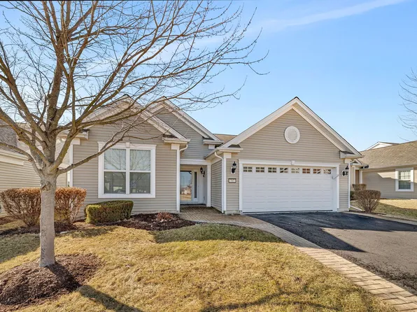 717 Pleasant Dr, Shorewood, IL 60404