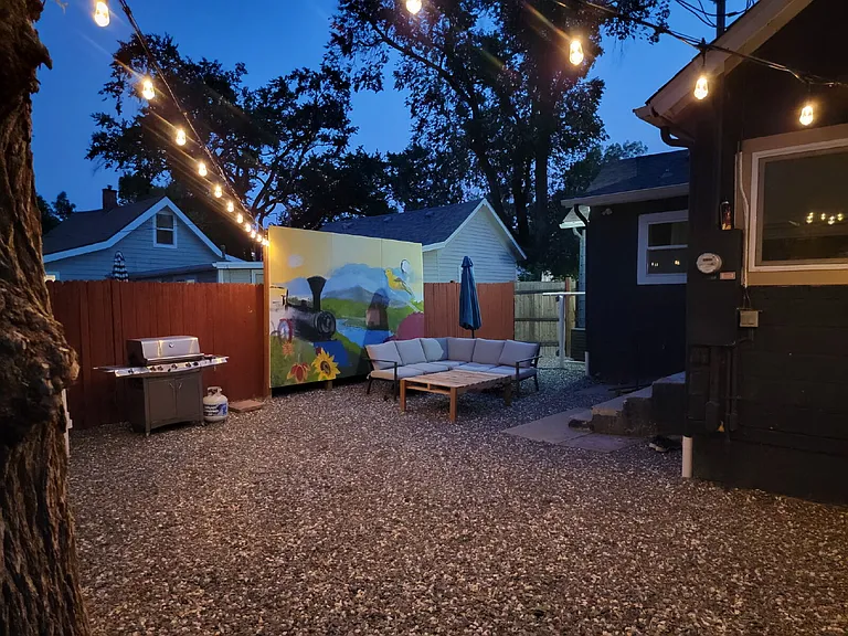 230 Emery St — Photo 28