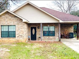 147 County Road 817, Buna, TX 77612