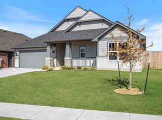 724 Caladium Dr, Yukon, OK 73099