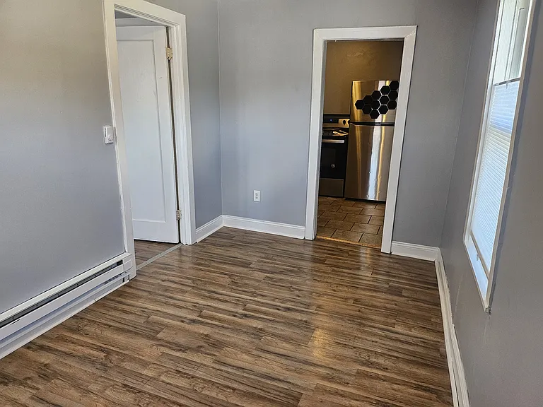 304 South Ave — Photo 1