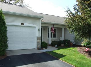 6825 Windwater Ct, Norton Shores, MI 49444