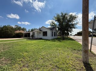 817 S 5th St, Artesia, NM 88210