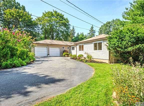 3rd image of 7 Soundview Dr