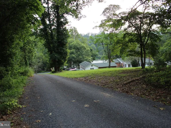 Sugar Maple Rd, Front Royal, VA 22630
