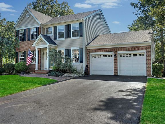 5th image of 2028 Brookewood Dr