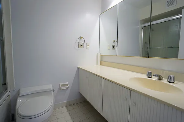 Rented by Compass | media 35