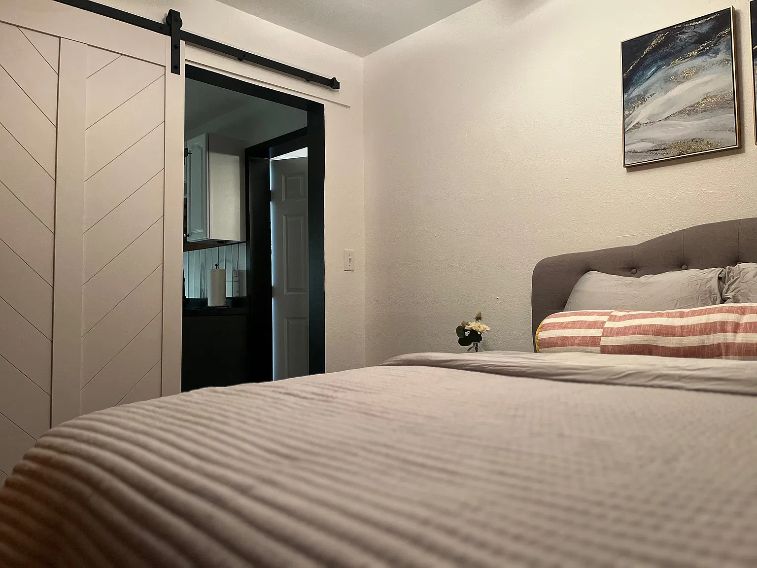 1 bed, 525 sqft, $1,100 — Photo 2