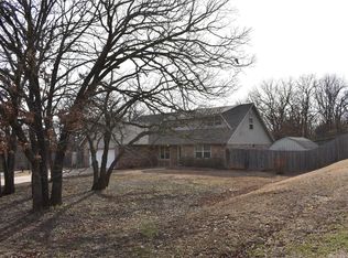 701 Spring Ln, Bristow, OK 74010