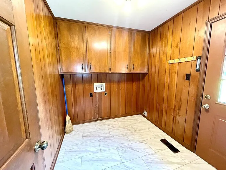 205 Browning Pl — Photo 20