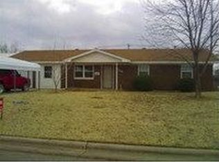 1526 Cindy St, Mangum, OK 73554