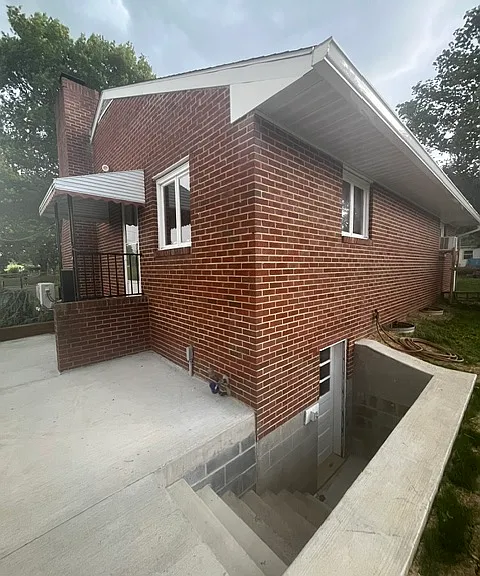 8115 Ball Rd — Photo 3