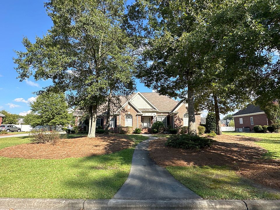 1st image of 1322 Oakridge Blvd