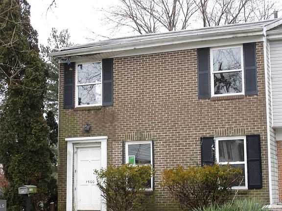 2nd image of 1500 Harford Square Dr