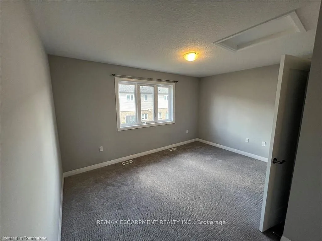 3 bed, $2,600 — Photo 3