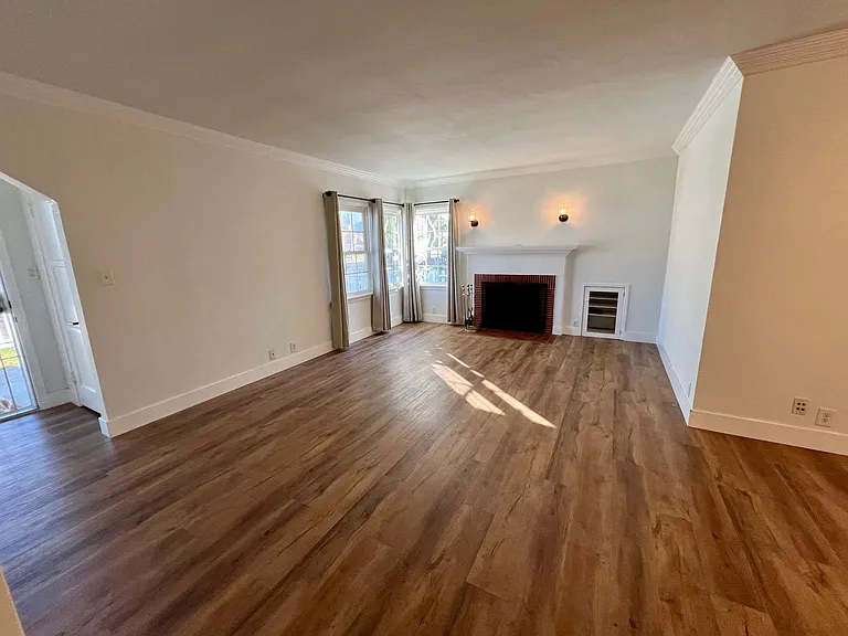 3373 Orange Ave — Photo 6
