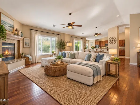 42165 Silver Puffs Dr, Lancaster, CA 93536