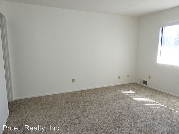 4th image of 3757 Udall St Unit 302
