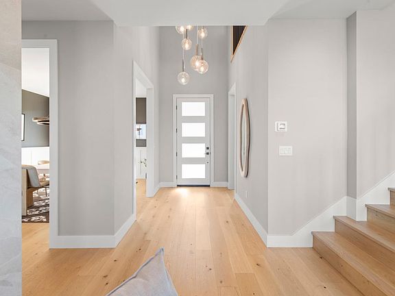 4th image of 2661 Carol Dr
