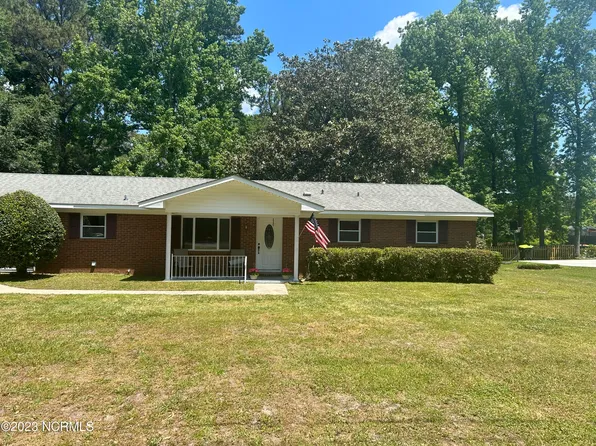 3306 Middle Sound Loop Road, Wilmington, NC 28411