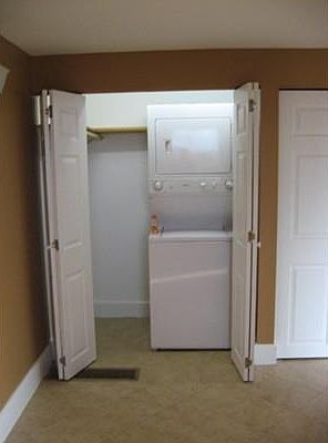 5th image of 579 N End Blvd #B