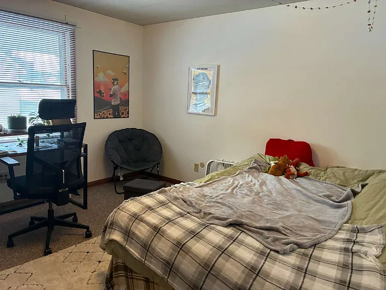 1215 State St #3 — Photo 9