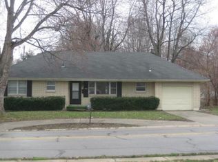 1432 NW R D Mize Rd, Blue Springs, MO 64015