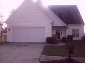 11429 Lenswood Ct, Charlotte, NC 28214