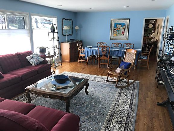 livingroom dining room combination